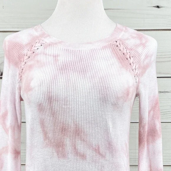AMERICAN EAGLE OUTFITTERS Tie Dye Sweater SZ XS Pink Lace-Up Detail at Shoulders - Picture 2 of 5